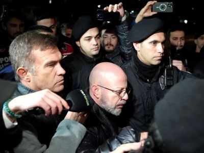 Beşiktaş İstanbul dönüşünde protesto edildi