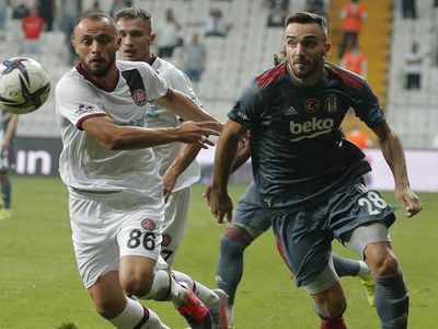 Beşiktaş liderliğe gözünü dikti: Beşiktaş Fatih Karagümrük maçı ne zaman, saat kaçta ve hangi kanalda? Beşiktaş Fatih Karagümrük hakemi kim olacak?