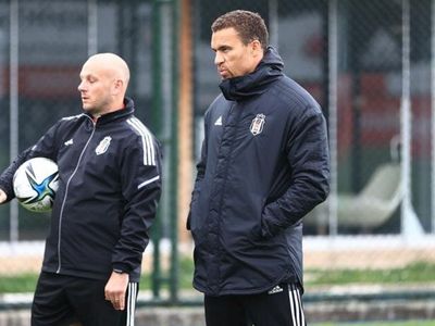 Beşiktaş Teknik Direktörü Valerien Ismael, Süper Lig'de Fenerbahçe ile oynanacak derbi öncesi futbolcularla konuştu!