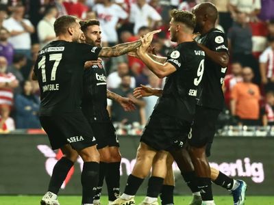 Beşiktaş, yeni transferleriyle sonuca gitti: Averaj farkıyla liderlik geldi