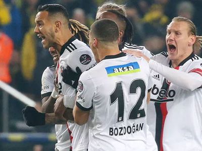 Beşiktaş'a, Galatasaray derbisinden önce Josef de Souza ve Domagoj Vida'dan sevindiren haber geldi!