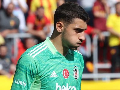 Beşiktaş'a Göztepe deplasmanında galibiyeti getiren genç kaleci Emre Bilgin'in açıklamaları büyük beğeni topladı