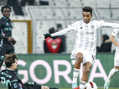 Beşiktaş'ın kan kaybı sürüyor! Adana Demirspor ile yenişemedi