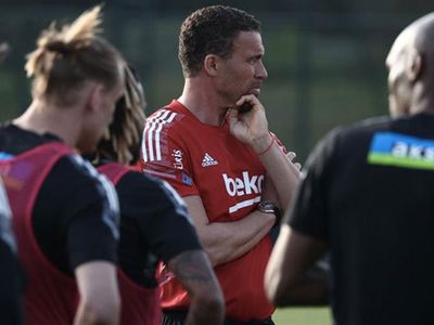 Beşiktaş'ın Süper Lig'de Kasımpaşa ile oynayacağı maç öncesi Teknik Direktör Valerien Ismael futbolcularla konuştu!