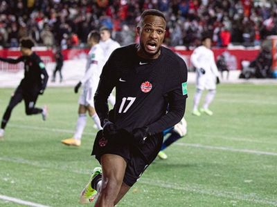Beşiktaşlı Cyle Larin Kanada Milli Takım Formasıyla Şov Yapıyor!