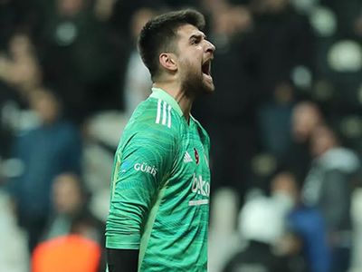 Beşiktaşlı Ersin Destanoğlu Hakemlere İsyan Etti!
