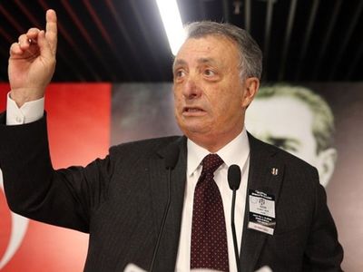 Beşiktaş'ta Ahmet Nur Çebi, Mayıs ayındaki başkanlık seçimi öncesi taraftarlara seslendi!