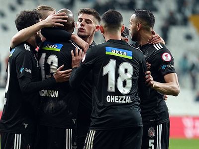 Beşiktaş'ta Antalyasporla Oynanacak Olan Süper Kupa Finalindeki Eksikleri Belli Oldu