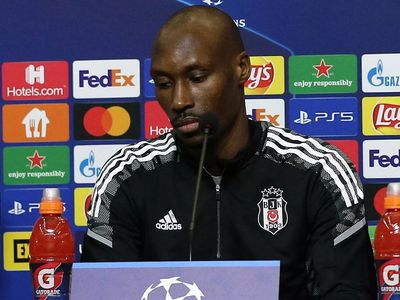 Beşiktaş'ta Atiba Hutchinson'dan Ajax Maçı Öncesi Çarpıcı Açıklamalar!