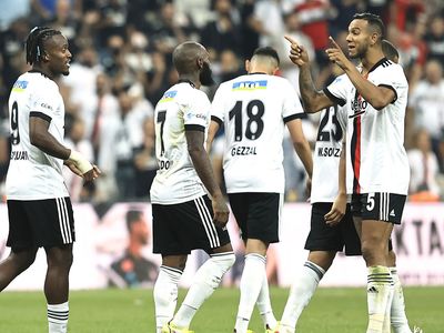 Beşiktaş'ta Borussia Dortmund Karşılaşması Öncesi Georges N'Koudou Sakatlığı Nedeniyle Kadrodan Çıkarıldı!
