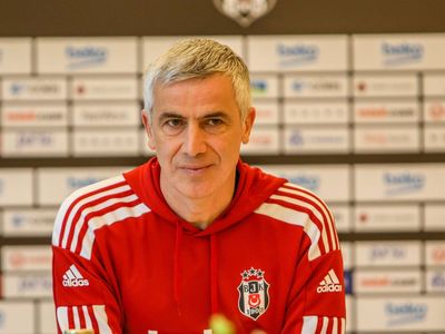 Beşiktaş'ta Önder Karaveli'den Galatasaray derbisi öncesi futbolcularına bireysel hata uyarısı!