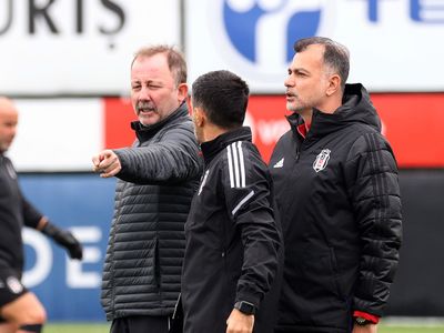 Beşiktaş'ta Sergen Yalçın, Kasımpaşa Maçı Öncesi Futbolcularına Seslendi!