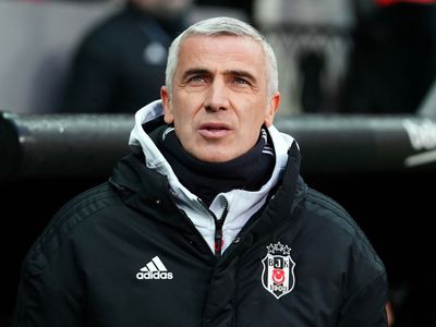 Beşiktaş'ta teknik direktörlük görevinden ayrılan Önder Karaveli, Şenol Güneş ile yaşadıkları diyalog hakkında konuştu! Kendisine kırgın olmadığını söyledi