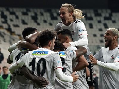 Beşiktaş'ta Yolların Ayrılacağı İsimler Belli Oldu!