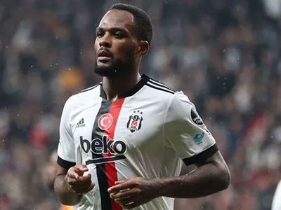 Beşiktaş'tan ayrılan Cyle Larin, Club Brugge'a transfer oldu!