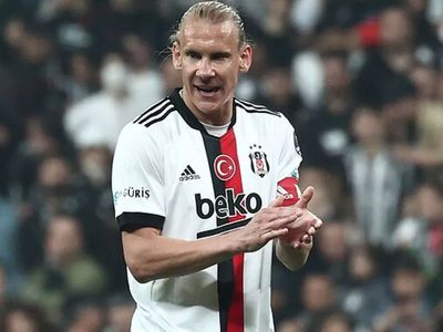 Beşiktaş'tan ayrılan Domagoj Vida, El İttifak'a transfer oluyor!