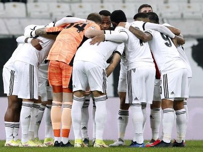 Beşiktaş'tan Giresunspor Maçında Sakatlanan Mert Günok Hakkında Açıklama