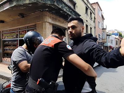 Beyoğlu'nda Polis Ekiplerinden Büyük Asayiş Uygulaması