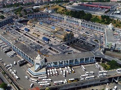 İstanbul'dan Ankara, Sivas, Urfa, Adana, İzmir gibi büyükşehirlere otobüs bileti almak isteyenler hayatının şokunu yaşıyor