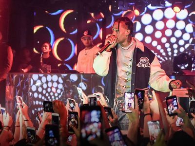 Biletler Tükenmişti, Travis Scott: "Biraz Daha Yer Açın."