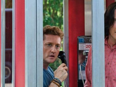 Bill Ted Face The Music film konusu ve oyuncuları