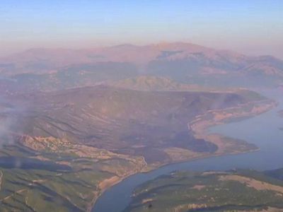 Bingöl'de Ormanlık Alanda Çıkan Yangına Ekiplerin Müdahalesi Devam Ediyor