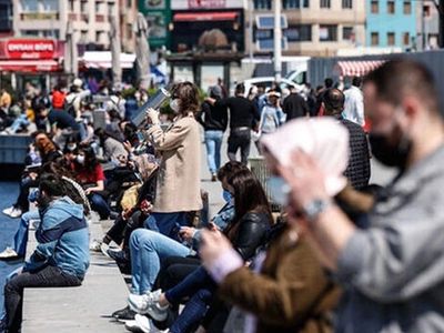 BioNTech Aşısı Yaptıranların Maske Zorunluluğu Esnetilecek