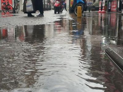 Eskişehir'de Yağan Yağmur Sokakları Göle Çevirdi