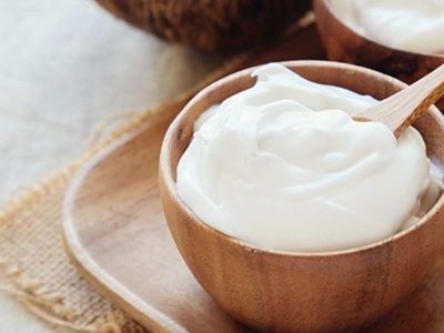 Bir kaşığı bile bin derde deva! Şifa deposu yoğurt faydalarıyla büyülüyor