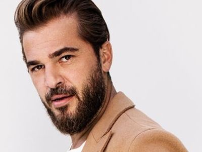 Bir süredir ekranlarda yer almayan Engin Altan Düzyatan yapımcılığa soyunduğunu duyurdu