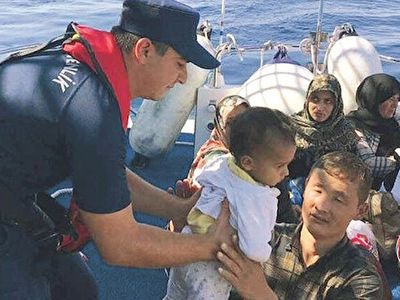Bir Zamanlar Mülteciyken Şimdi Mültecilerin Hayatını Kurtarıyor!