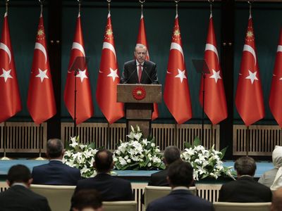 Birçok kişi bugün toplanacak kabineden çıkacak müjdeli haberi bekliyor: Borç, öteleme, yapılandırma ve takip süresini uzatmada yapılan yenilikler neler?