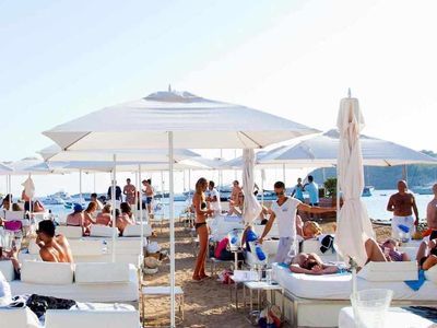 Bodrum beach club giriş ücretleri 2022