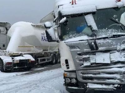 Bolu Dağı'nda korkunç kaza! Onlarca araç birbirine girdi, otoyol trafiğe kapandı!