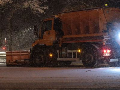 Bolu'da kış kapıdan baktırdı: Kar kalınlığı 10 santime ulaştı