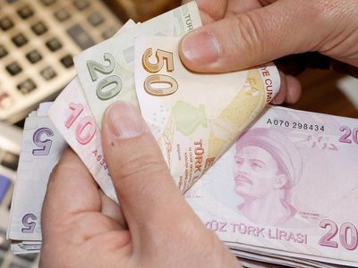 Borcu olan herkesi ilgilendiriyor: SGK müjdeyi duyurdu