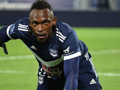 Bordeaux'un oyuncusu Alberth Elis'in menajerinden Fenerbahçe açıklaması geldi! Oyuncunun transferiyle ilgili söylediği sözler oldukça ilgi çekti