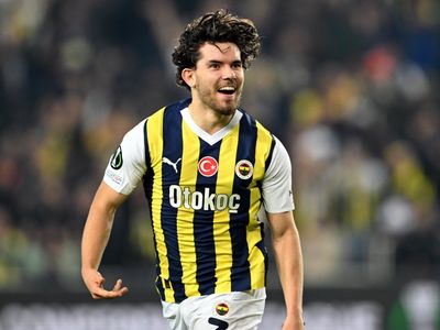 Brighton muradına erdi: Ferdi Kadıoğlu ve Fenerbahçe ile anlaşma tamamlandı