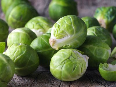  Brüksel lahanasının faydaları nelerdir, hangi vitaminleri içerir, neye iyi gelir? Vitamin deposu zeytinyağlı Brüksel lahanası tarifi