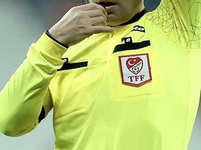 Bu haftaki maçları hangi hakemler yönetecek? Süper Lig'de 33. haftanın hakemleri