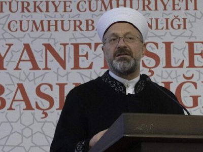 Bu sene kaç kişi hacca gidebilecek? 2022 yılı hac ve umre ziyareti için Diyanet’ten açıklama geldi!