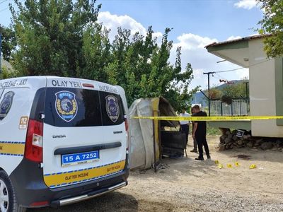 Bucak’ta Korkunç Olay: Damat, Kayınpederi Tarafından Vahşice Öldürüldü