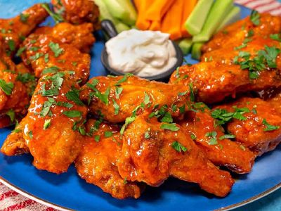 Buffalo wings nasıl yapılır? Buffalo wings yapmanın püf noktaları nelerdir? MasterChef Türkiye buffalo wings  tarifi