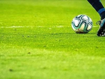Bugün maç var mı? Kimin maçı var? Bugün hangi maçlar var? 15 Ağustos 2022 maç programı