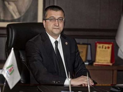 Bülent Öz kimdir? Bülent Öz görevden neden alındı, hangi partiden?