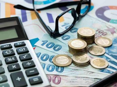Bunu yapanın hem emekli maaşı kesiliyor, hem de icralık oluyor