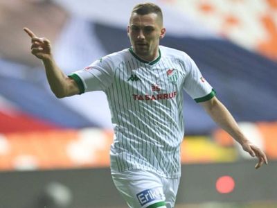 Burak Altıparmak kimdir kaç yaşında? Bursaspor'un kaptanı Burak Altıparmak'a kim yumruk attı, ceza aldı mı?