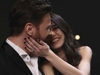 Burcu Kıratlı’dan Bebek Açıklaması