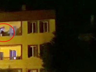 Bursa'da Balkona Çıkıp İntihar Etti