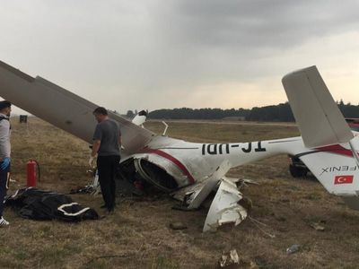 Bursa'da Eğitim Uçağı Takla Attı: 2 Pilot Hayatını Kaybetti!